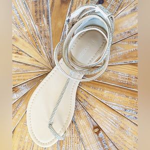 NWT Shoe Dazzle Embellished Strappy Flat Sandals